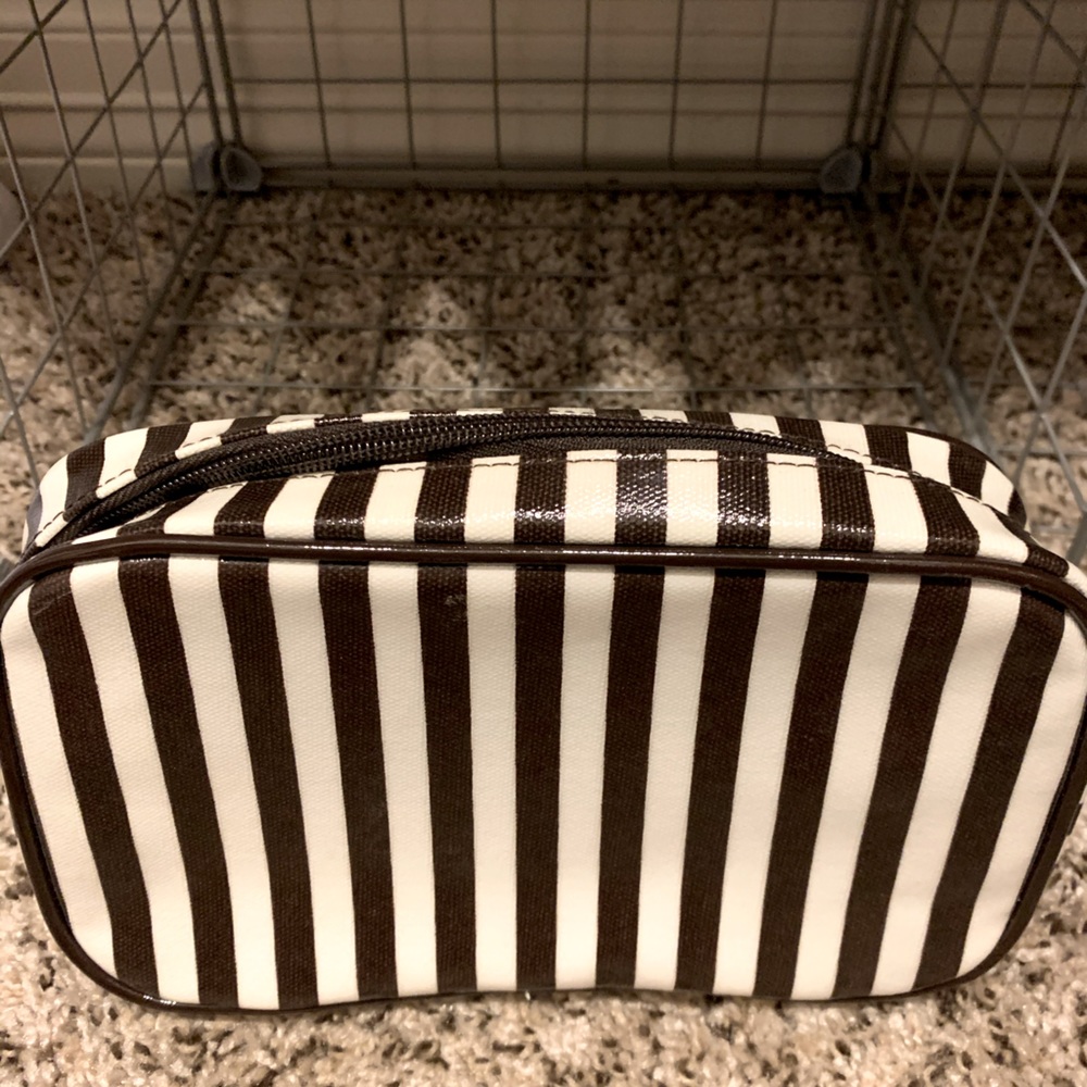Jewelry Travel Zip Case .